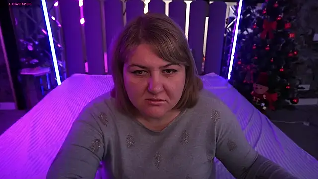 EmmaKanee online show from 01-13-26, 01:27