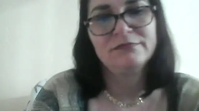 HotMonica online show from 04-02-26, 03:42