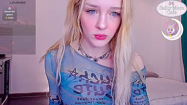 sailormoon666  online show from 04-02-26, 02:09