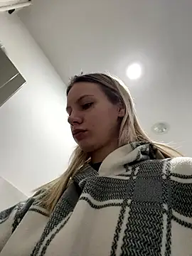 cherry25 online show from 01-18-26, 06:50