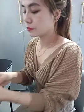 Snapshot of Llabi2k chatting on 01-15-26, 02:49 Llabi2k online show from 01-15-26, 02:49