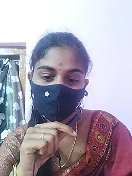 Snapshot of Tamil_Hot_RoyalQueen chatting on 01-14-26, 03:39 Tamil Hot RoyalQueen online show from 01-14-26, 03:39