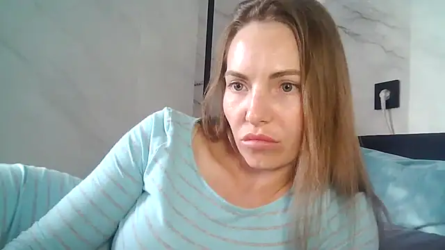 Valyssa online show from 06-28-26, 04:13