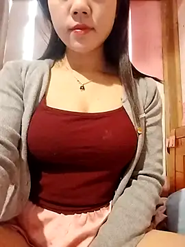 Snapshot of Ngocmai_lazdy chatting on 01-13-26, 03:45 Ngocmai lazdy online show from 01-13-26, 03:45