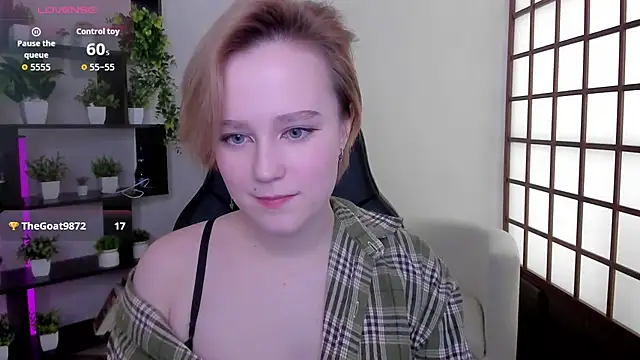 Ellie Heavenly online show from 02-17-26, 08:33