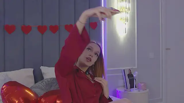 AvaLarson online show from 02-12-26, 12:44