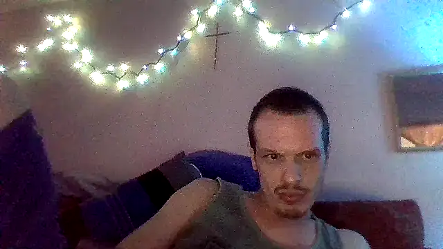 Snapshot of RealityLove3888 chatting on 01-15-26, 08:34 RealityLove3888 online show from 01-15-26, 08:34