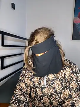 Snapshot of Mido_0786 chatting on 03-31-26, 03:19 Mido 0786 online show from 03-31-26, 03:19