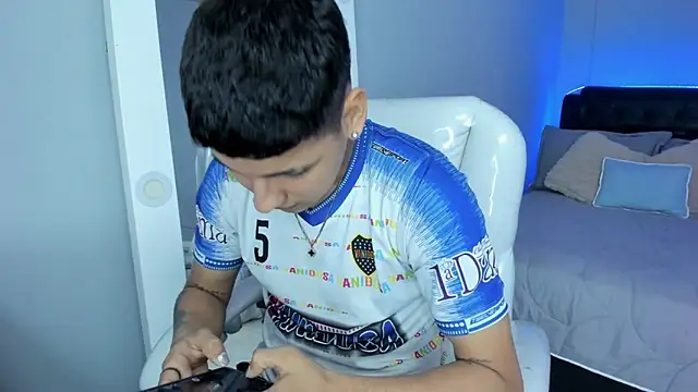 Liam9  online show from 02-10-26, 11:58