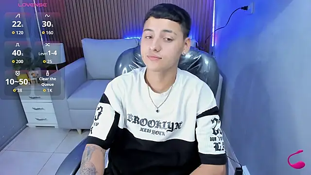 Liam9  online show from 02-16-26, 01:40