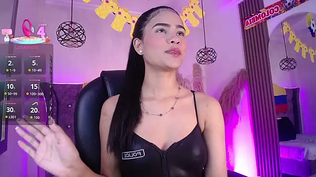Snapshot of Violet_Collins1 chatting on 07-17-26, 09:08 Violet Collins1 online show from 07-17-26, 09:08