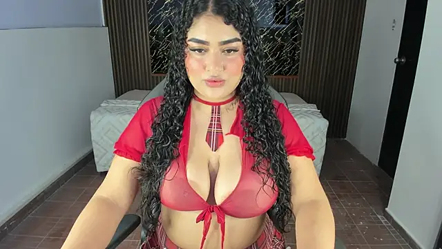 Snapshot of Karla18_ chatting on 07-13-26, 02:53 Karla18 online show from 07-13-26, 02:53
