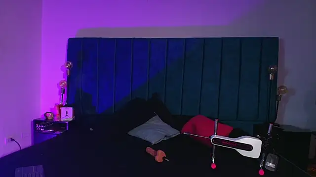 Ethan Briggs  online show from 03-07-26, 03:36