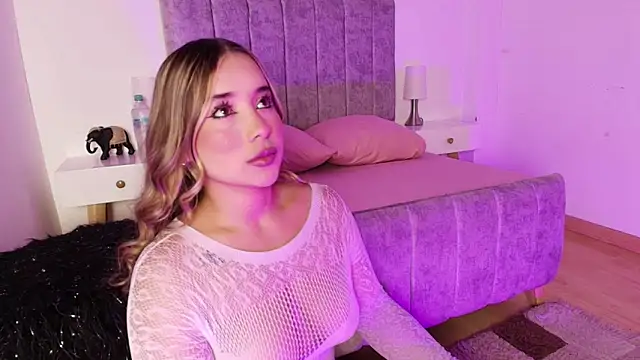 Lucy Carson  online show from 03-04-26, 03:34