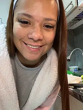 Pretty  Milf online show from 03-02-26, 09:49