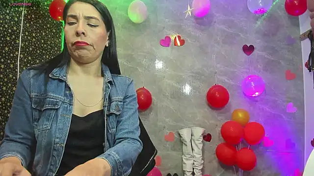 adellelennoxx online show from 02-20-26, 02:17