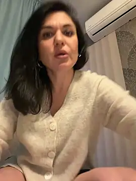 LadyBrunet26 online show from 01-16-26, 01:53