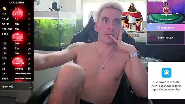 Rayzel White online show from 05-19-26, 04:13