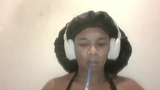 Snapshot of xxxdanidoomsdayxxx chatting on 02-11-26, 02:05 xxxdanidoomsdayxxx online show from 02-11-26, 02:05