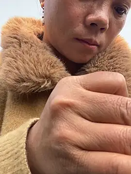 Snapshot of kibennet chatting on 01-13-26, 04:07 kibennet online show from 01-13-26, 04:07