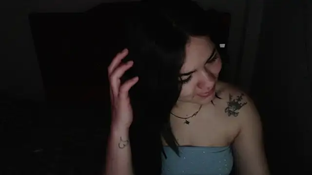 Loriiiany online show from 03-12-26, 01:39