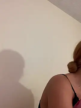 Snapshot of ivy-777 chatting on 06-28-26, 12:49 ivy-777 online show from 06-28-26, 12:49