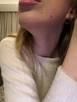 alexa-white online show from 02-25-26, 02:32