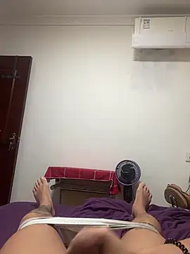 Snapshot of Alex-power chatting on 03-25-26, 04:24 Alex-power online show from 03-25-26, 04:24