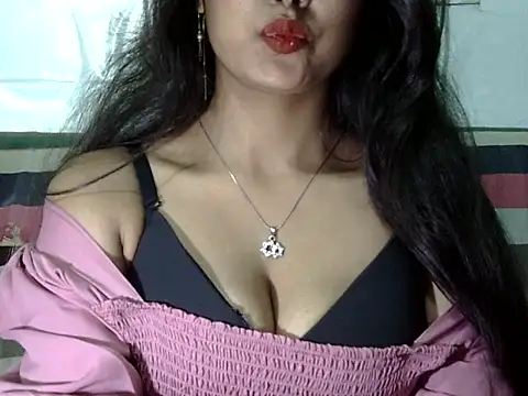 sexy-iram online show from 02-23-26, 06:00