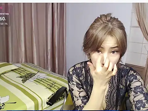 Snapshot of lucyyanyan chatting on 02-13-26, 12:01 lucyyanyan online show from 02-13-26, 12:01