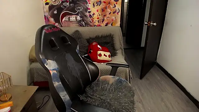 keileen luna online show from 03-26-26, 08:03