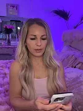 JulieSol online show from 02-13-26, 08:32