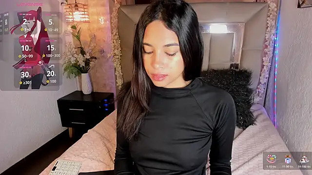 Snapshot of Estrellaa_1 chatting on 02-13-26, 01:40 Estrellaa 1 online show from 02-13-26, 01:40