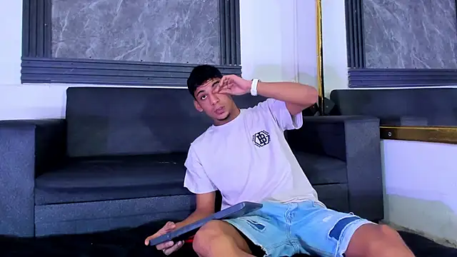 ALEX KEITH26 online show from 02-15-26, 12:36