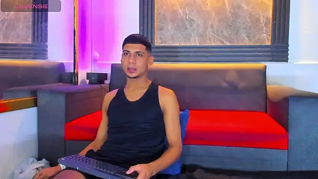 ALEX KEITH26 online show from 04-17-26, 11:57