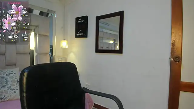 SofiaMilfx69 online show from 03-19-26, 01:48