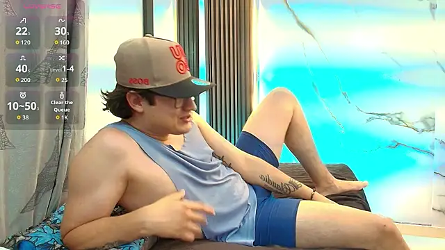 Danner Alaia online show from 02-03-26, 07:41