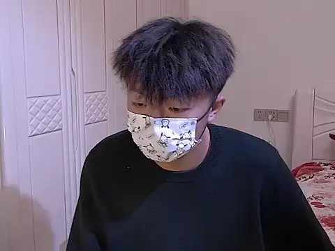 Snapshot of Chocolates-001 chatting on 01-15-26, 11:04 Chocolates-001 online show from 01-15-26, 11:04