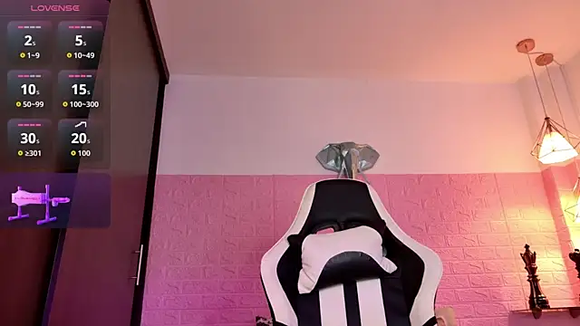 Dulce Stormy online show from 02-06-26, 12:19