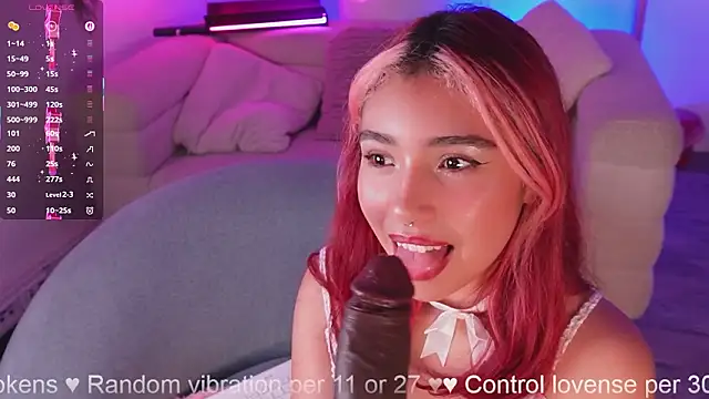 Dakota velvet  online show from 02-23-26, 12:24