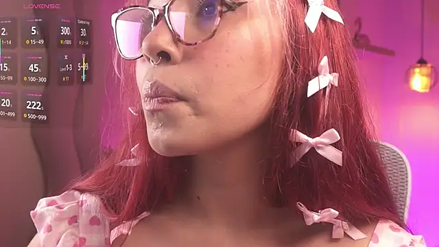 Dakota velvet  online show from 04-01-26, 12:06