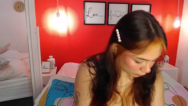 MaddyOwens 5 online show from 04-10-26, 12:43