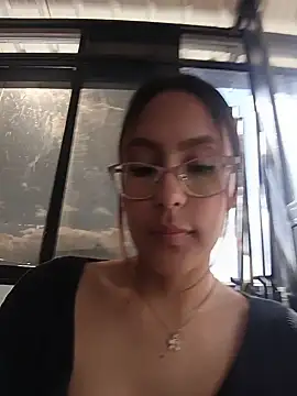 karen lovee online show from 07-10-26, 08:11