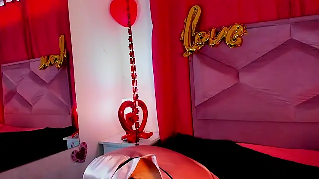 Snapshot of LilibetWeber chatting on 02-21-26, 12:28 LilibetWeber online show from 02-21-26, 12:28