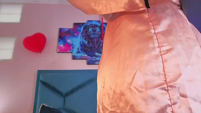 Snapshot of LilibetWeber chatting on 03-02-26, 12:34 LilibetWeber online show from 03-02-26, 12:34