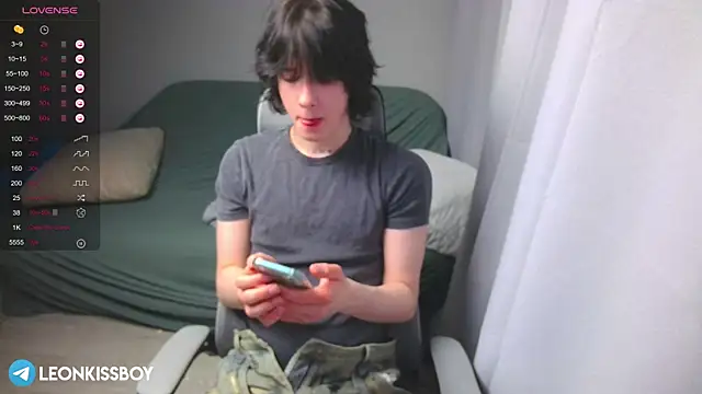 LeonBoykisser online show from 03-16-26, 10:08