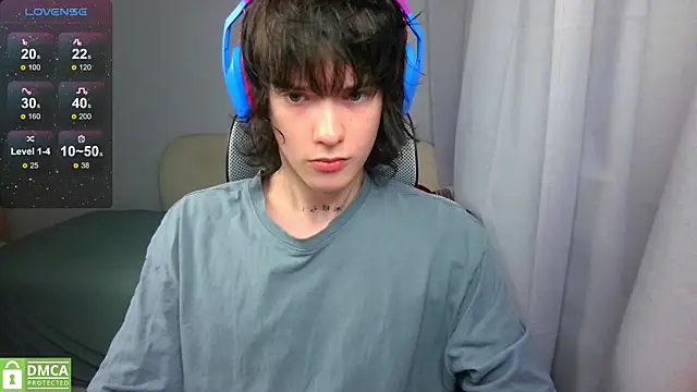 LeonBoykisser online show from 05-24-26, 07:24