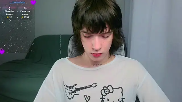 LeonBoykisser online show from 07-07-26, 03:42