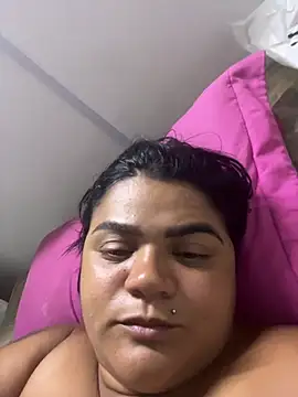 Snapshot of MorenaCariok chatting on 01-14-26, 04:18 MorenaCariok online show from 01-14-26, 04:18