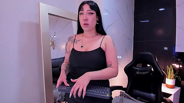 KomiCatt online show from 04-16-26, 12:28